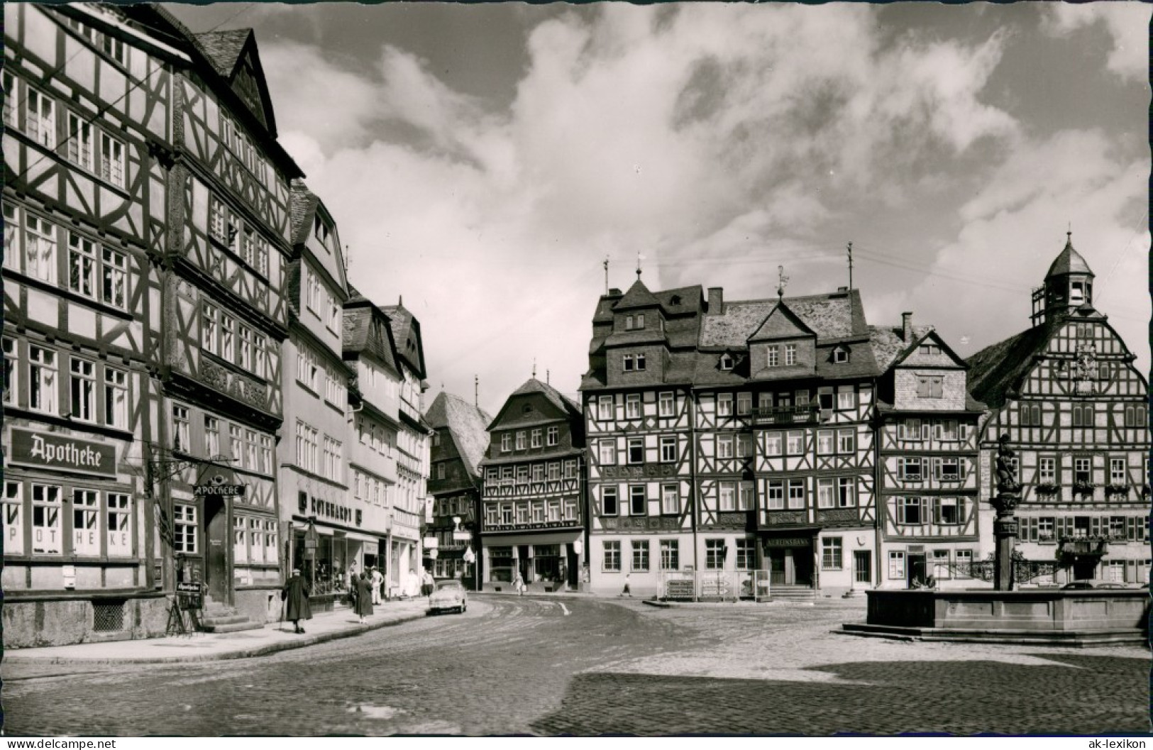 Ansichtskarte Butzbach Marktplatz Geschäfte Fachwerkhäuser Apotheke 1960 - Butzbach