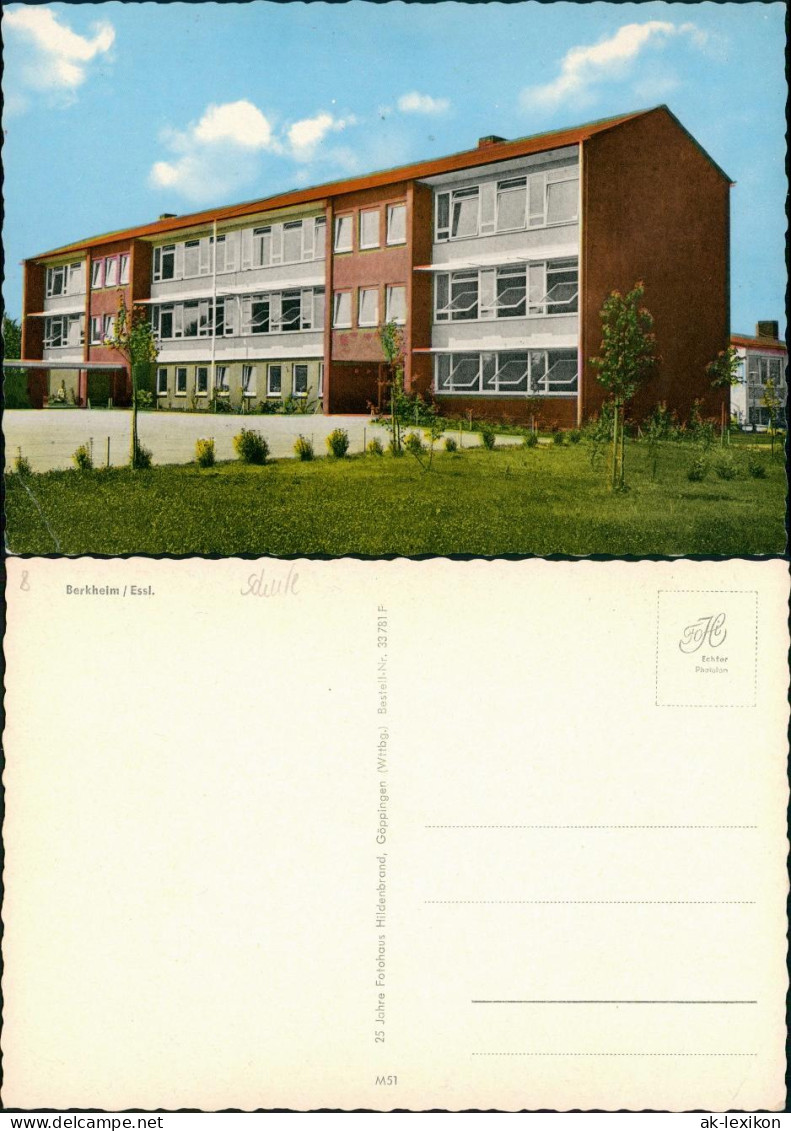 Berkheim-Esslingen Partie A.d. Schule, School, Schulgebäude 1970 - Esslingen