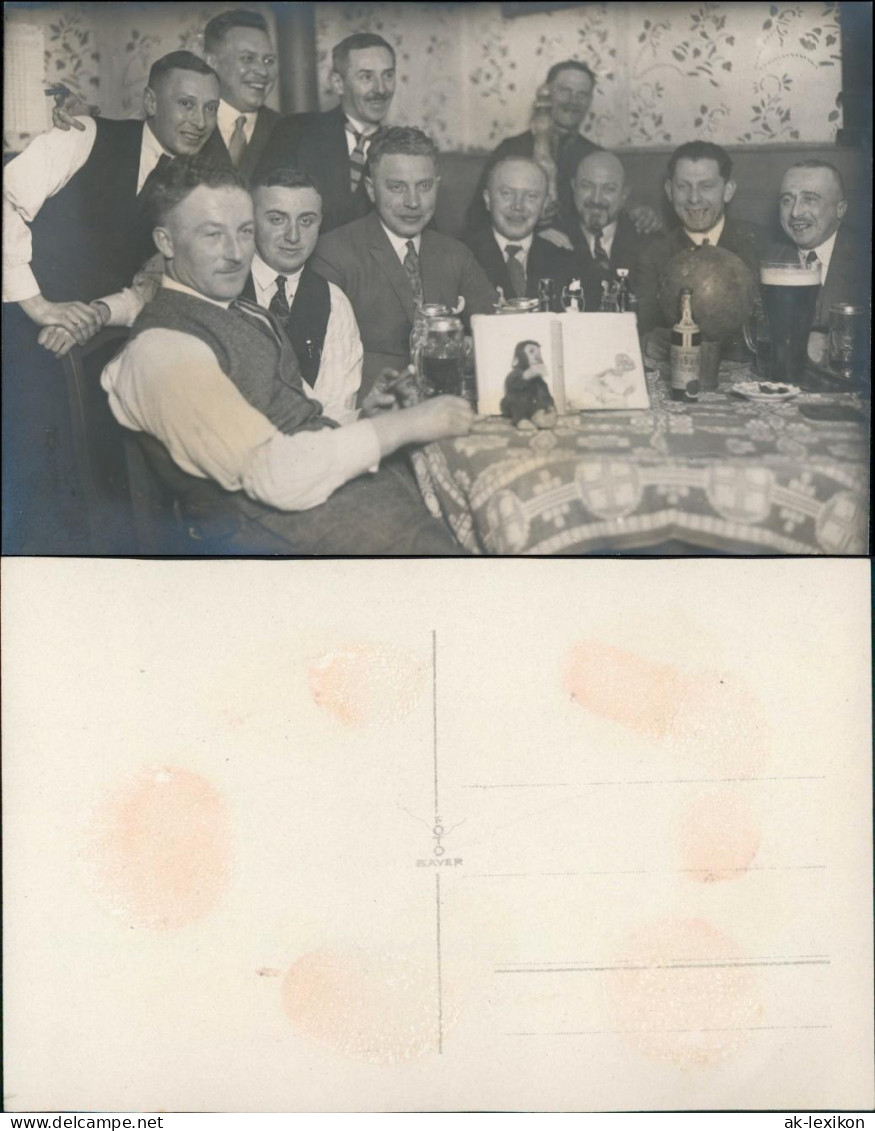 Ansichtskarte  Männer Am Stammtisch Beim Trinken 1928 - People