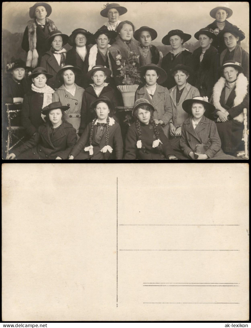 Soziales Leben - Gruppenfotos Frauen - Feine Kleidung 1930 Privatfoto Foto - Non Classificati