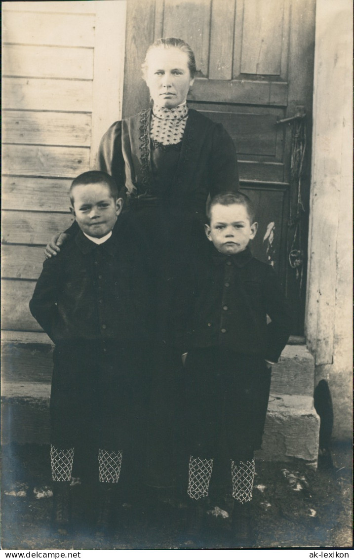 Menschen & Soziales Leben: Mutter Mit Ihren 2 Kindern 1910 Privatfoto - Groupes D'enfants & Familles