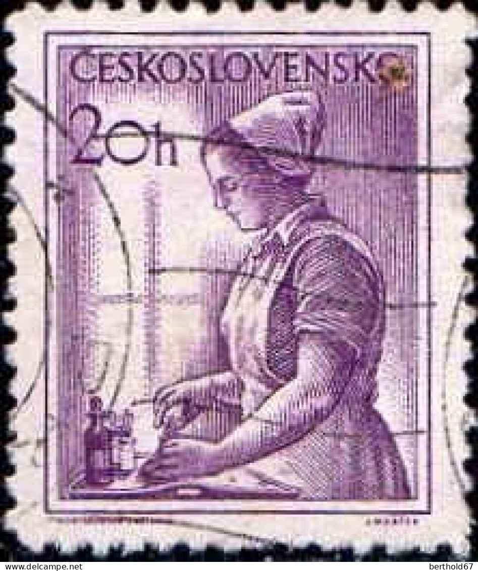 Tchekoslovaquie Poste Obl Yv: 755 Mi:848 Infirmière (cachet Rond) - Oblitérés