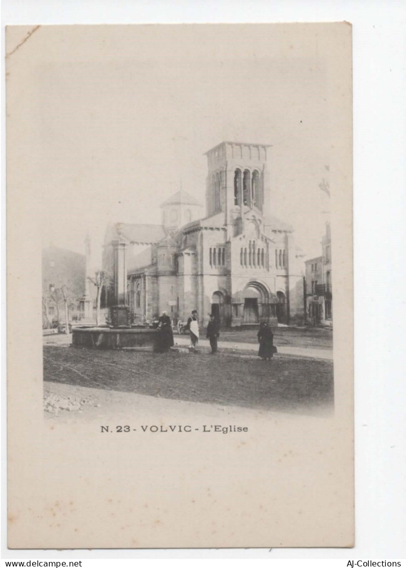 AJC -  Volvic - L'eglise - Volvic