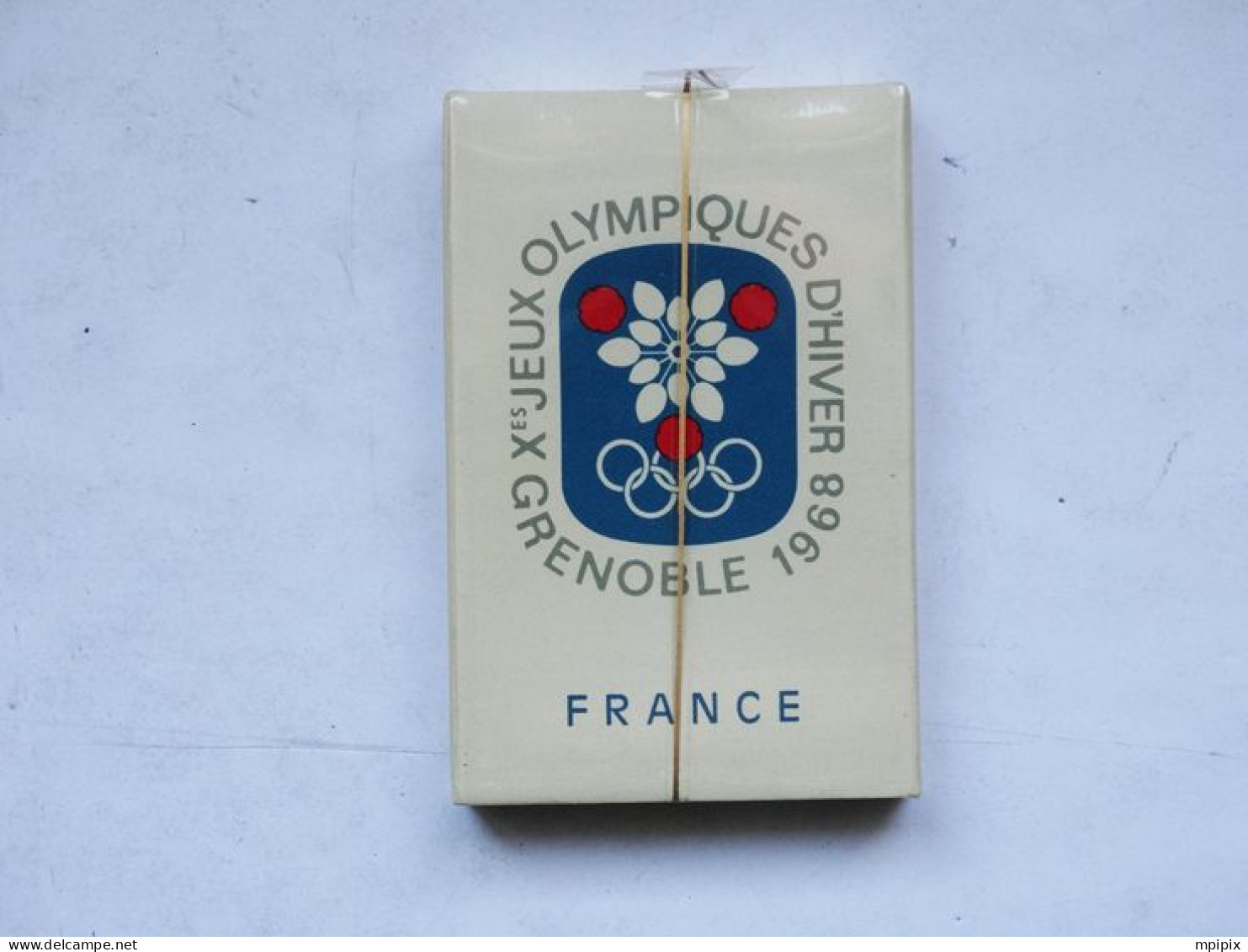 Dernier Paquet De 5 Cigarettes Gitanes Jeux Olympiques D'hiver Grenoble 1968 JO 68 Olympics Winter Games - Habillement, Souvenirs & Autres