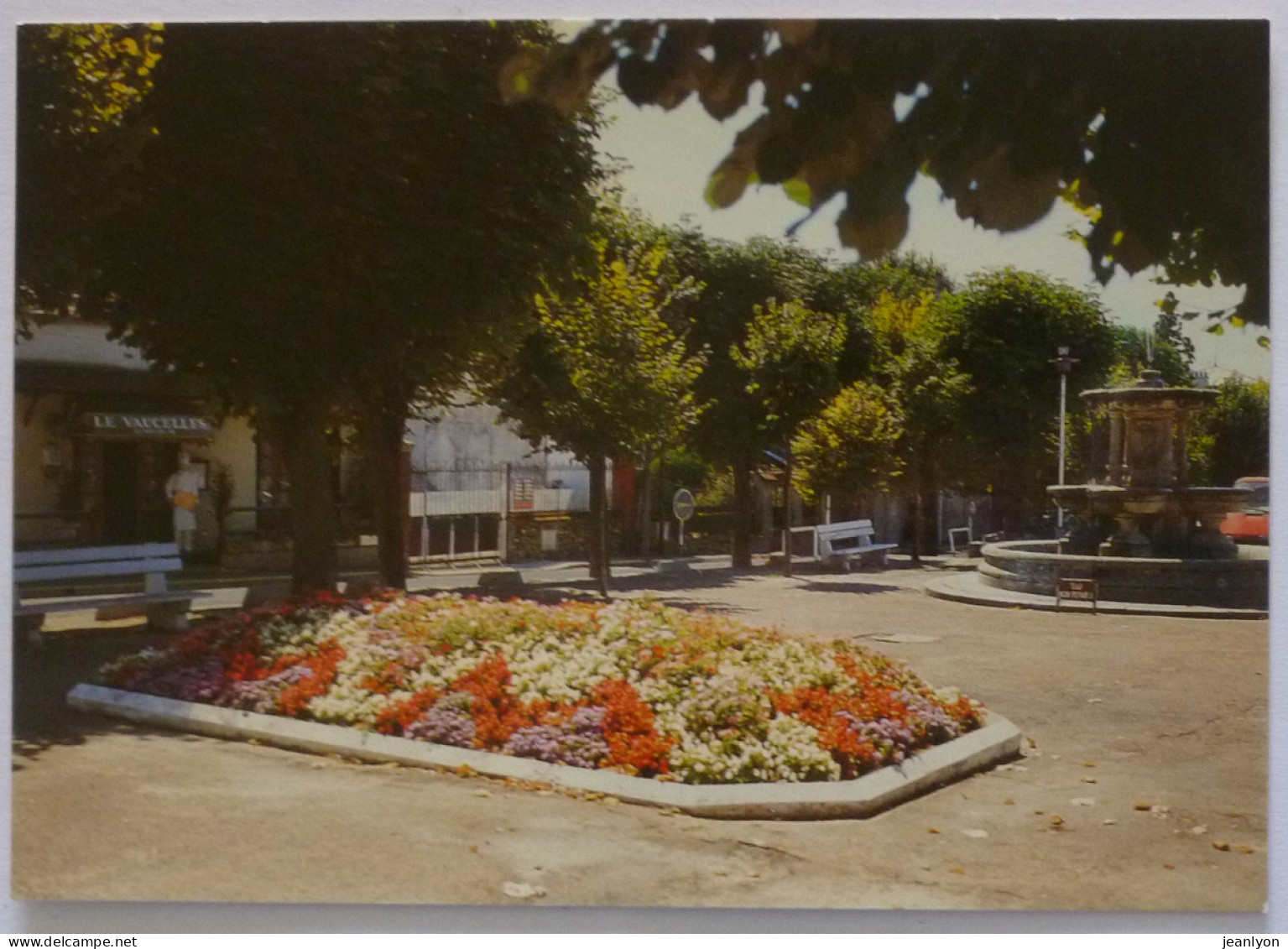 TARVERNY (95/Val D'Oise) - Place De Vaucelles - Restaurant - Taverny