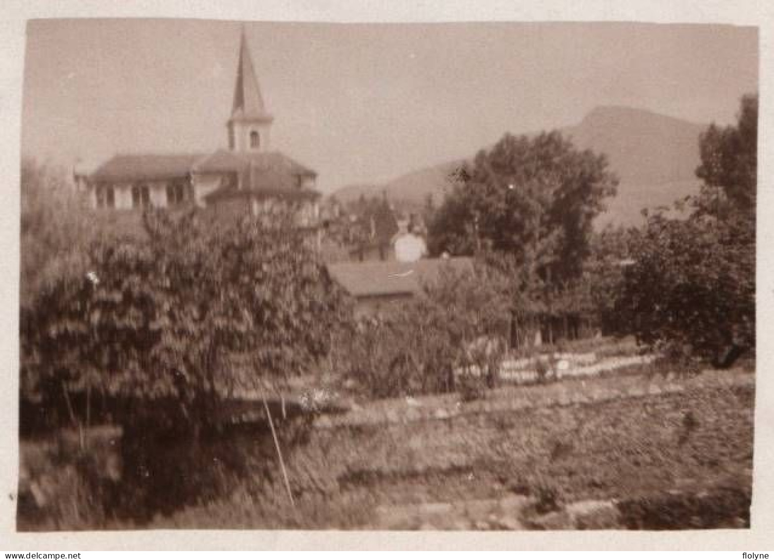 Les échelles - Photo Ancienne Originale - Vue Sur Le Village Et L'église - 1935 - 6.2x8.5 Cm - Les Echelles