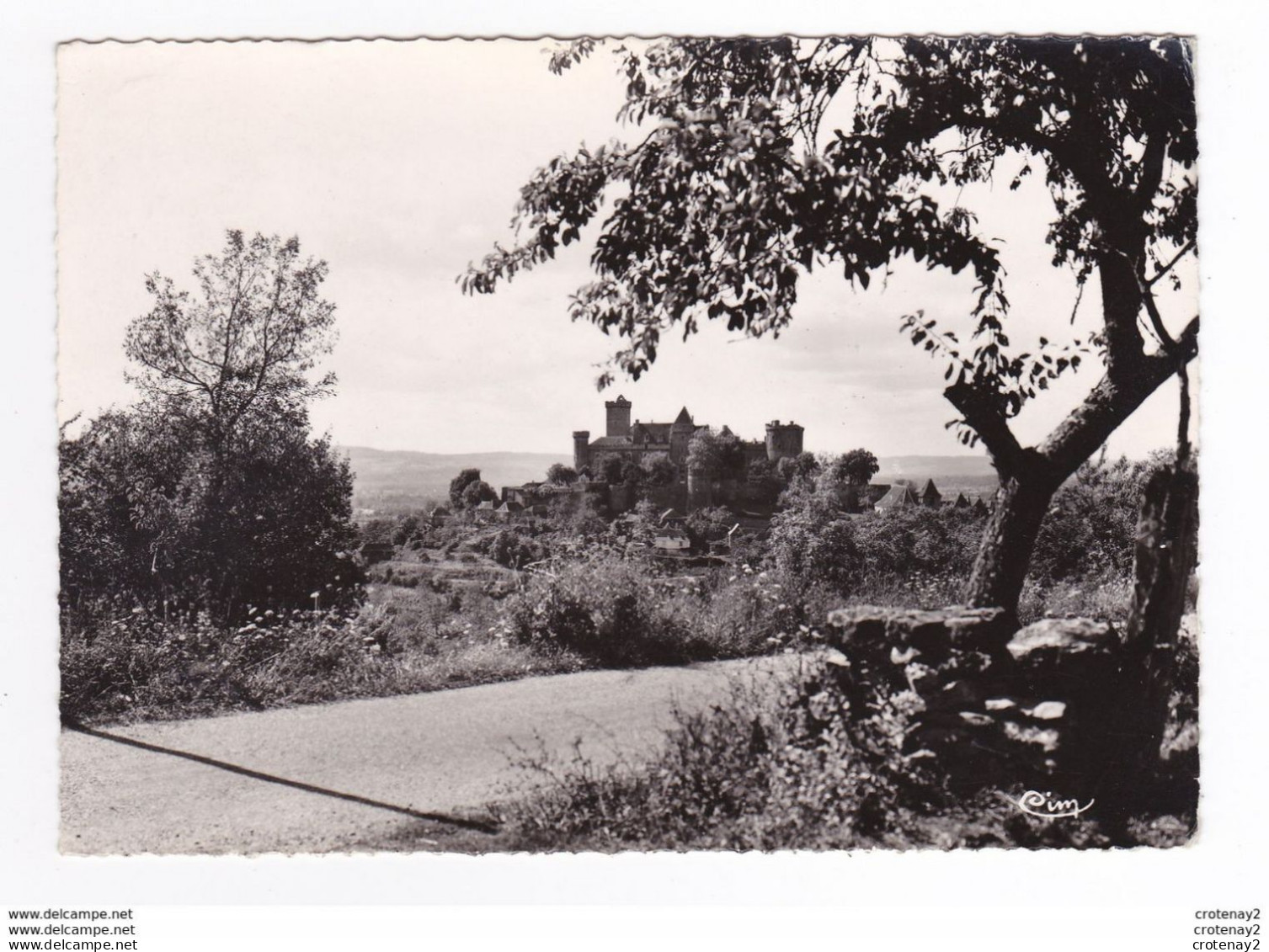 46 BRETENOUX N°101 Château De Castelnau Bretenoux En 1960 VOIR DOS - Bretenoux