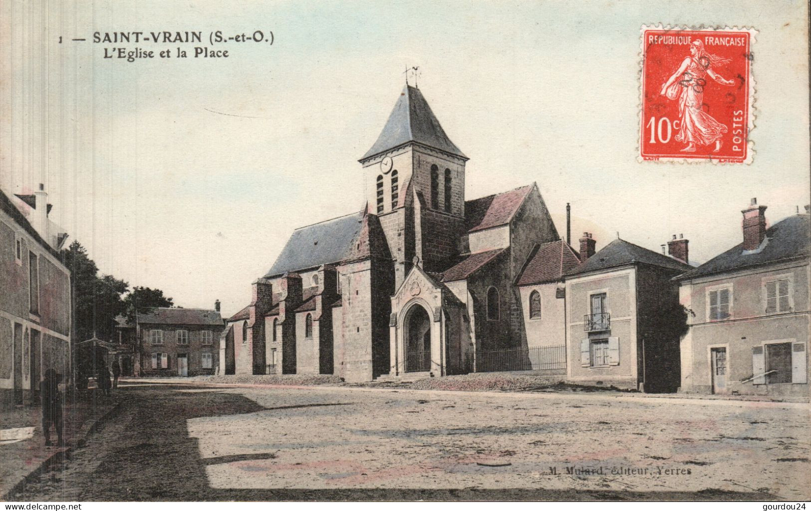 SAINT-VRAIN - L'Eglise Et La Place - Saint Vrain