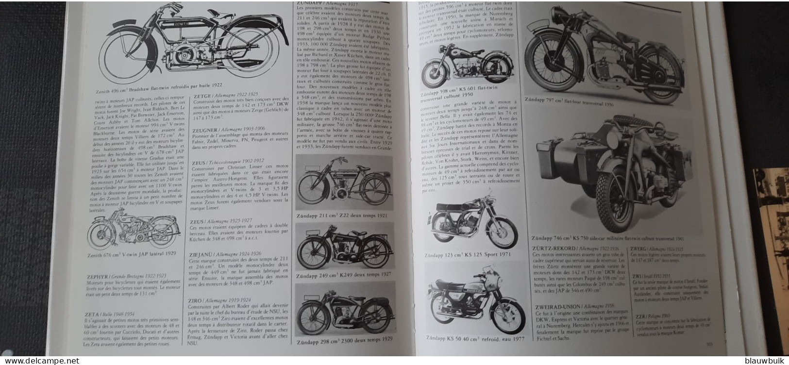 3x motorboeken + 5 motorpins