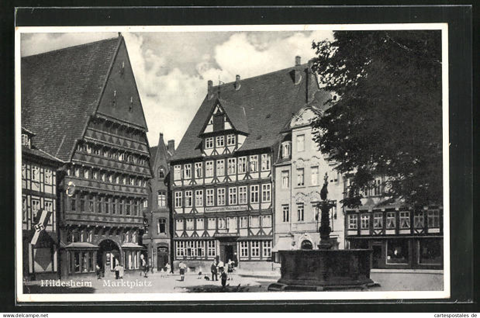 AK Hildesheim, Marktplatz Mit Gasthaus Stadtschenke, Weinhandlung Und Brunnen,   - Hildesheim