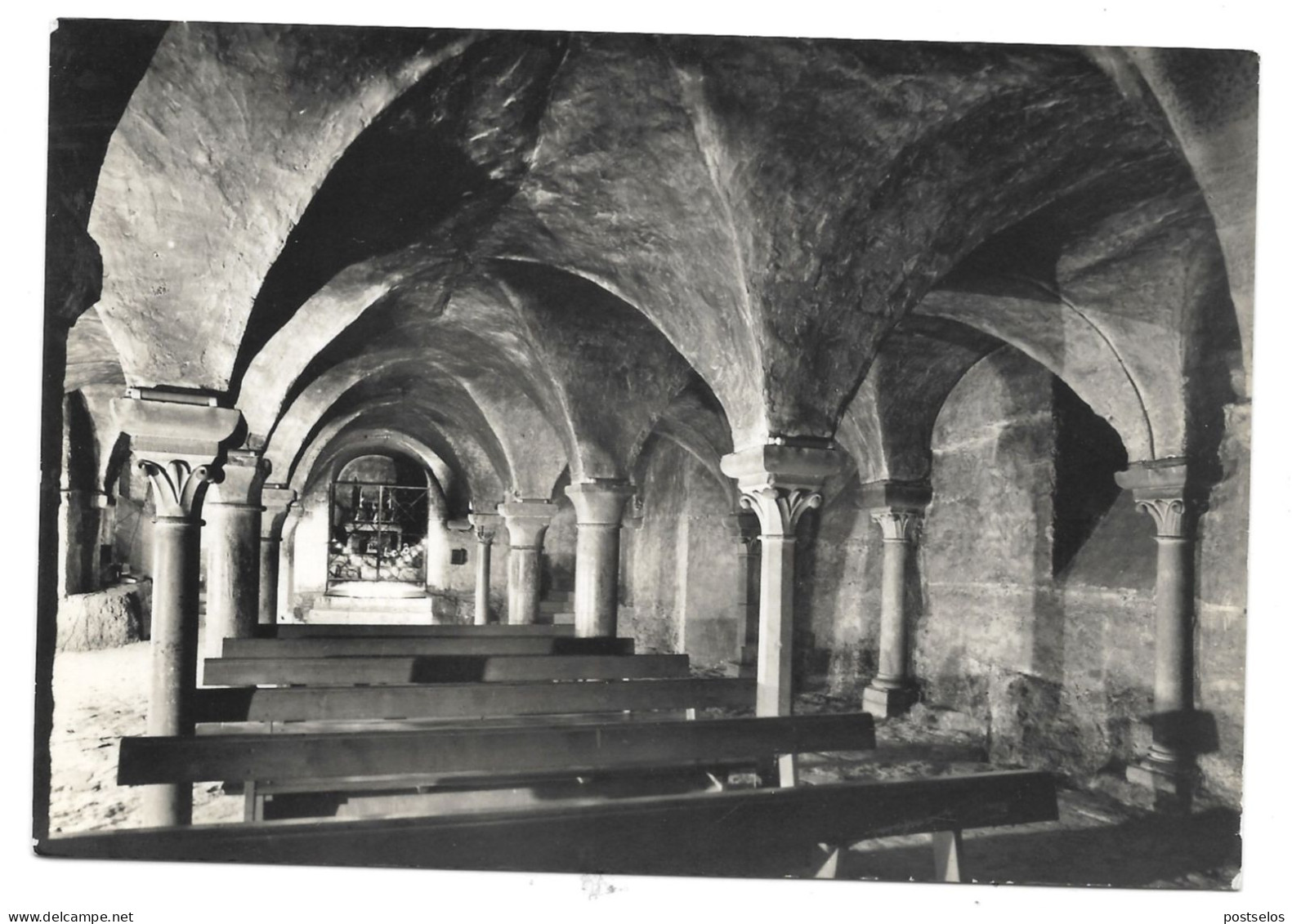 Basilique De Vezalay - Eglises Et Cathédrales