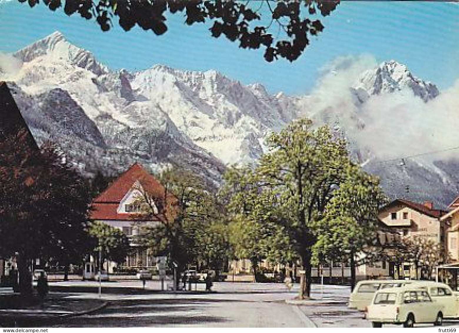 AK 212970 GERMANY - Garmisch-Partenkirchen - Marktplatz Mit Spielbank - Garmisch-Partenkirchen