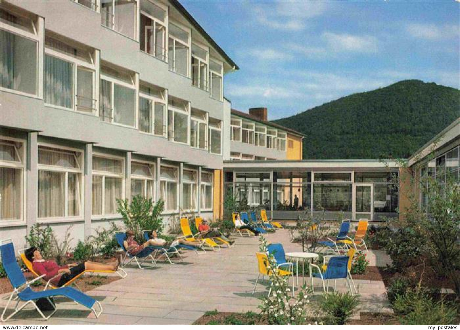 73971041 Reinhardshausen_Bad_Wildungen Kurparksanatorium Innenhof Mit Blick Auf  - Bad Wildungen