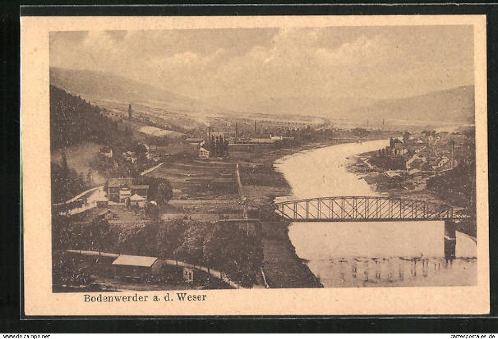 AK Bodenwerder A. D. Weser, Ortsansicht Mit Fluss Und Brücke  - Bodenwerder