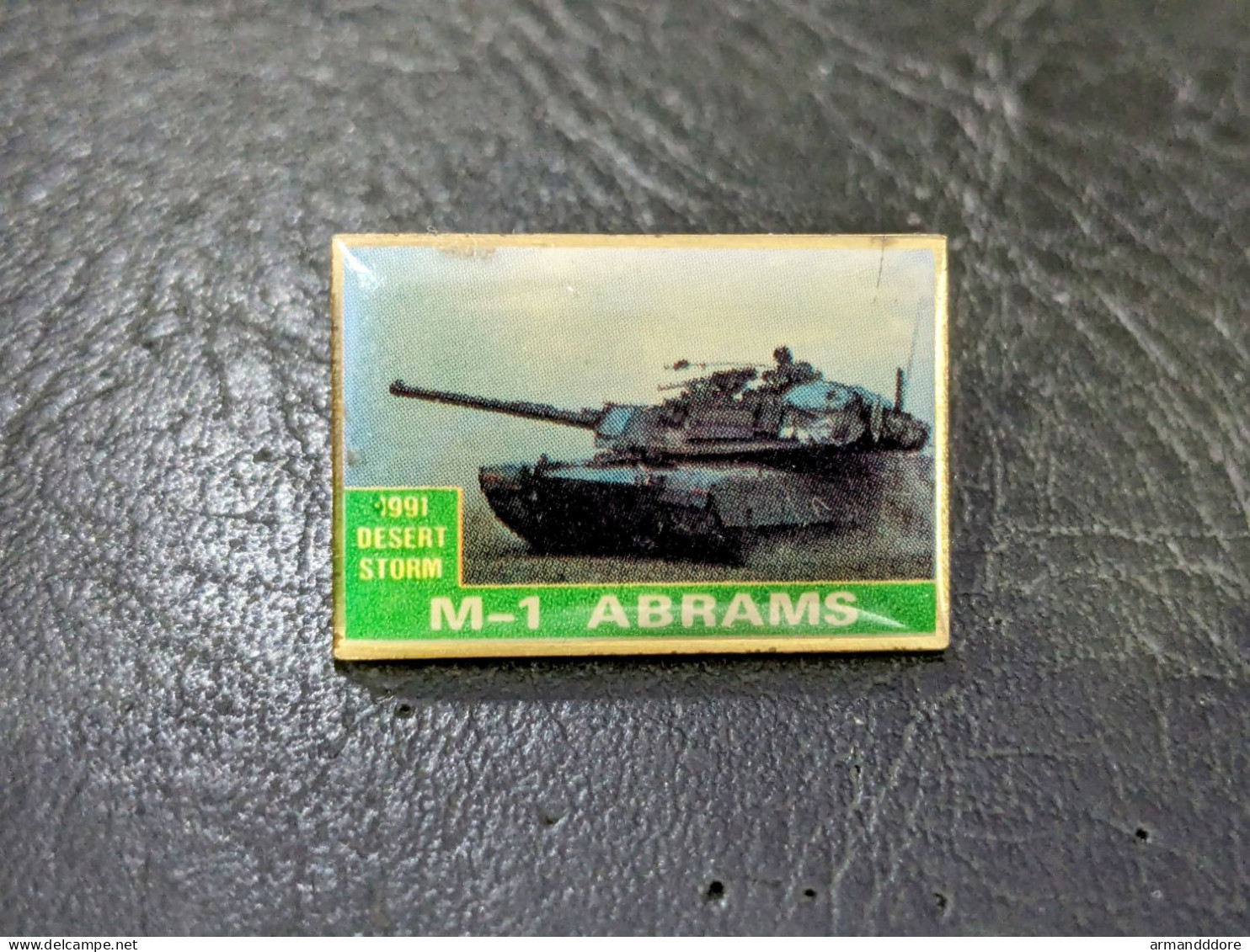 M Pins Lapel Pin Tank M-1 Abrams 1991 Desert Storm Us Military Char D 'assaut - Armee