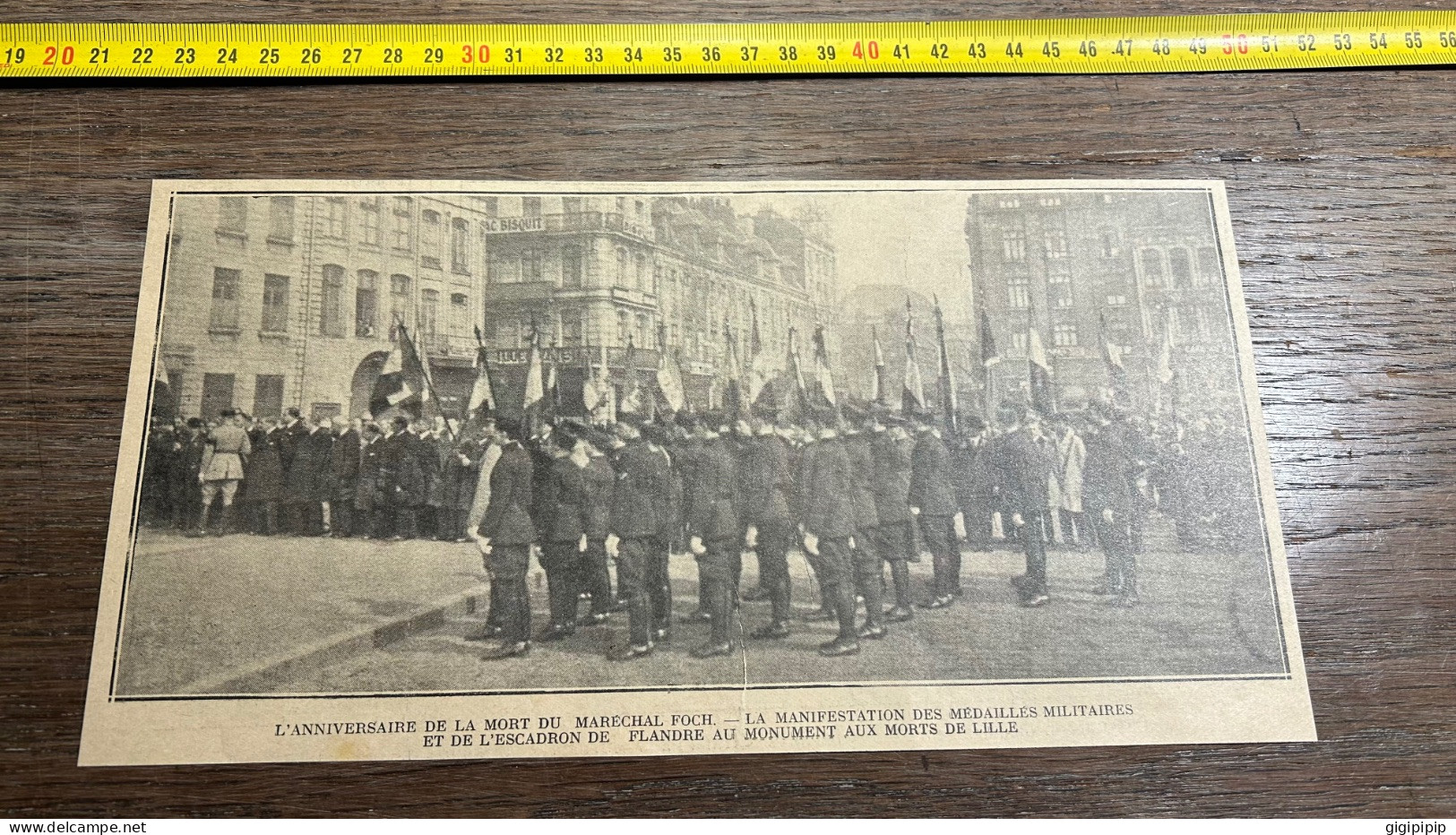 1930 GHI13 L'ANNIVERSAIRE MORT DU MARECHAL FOCH MANIFESTATION DES MEDAILLES MILITAIRES ET DE L'ESCADRON DE FLANDRE Lille - Collections