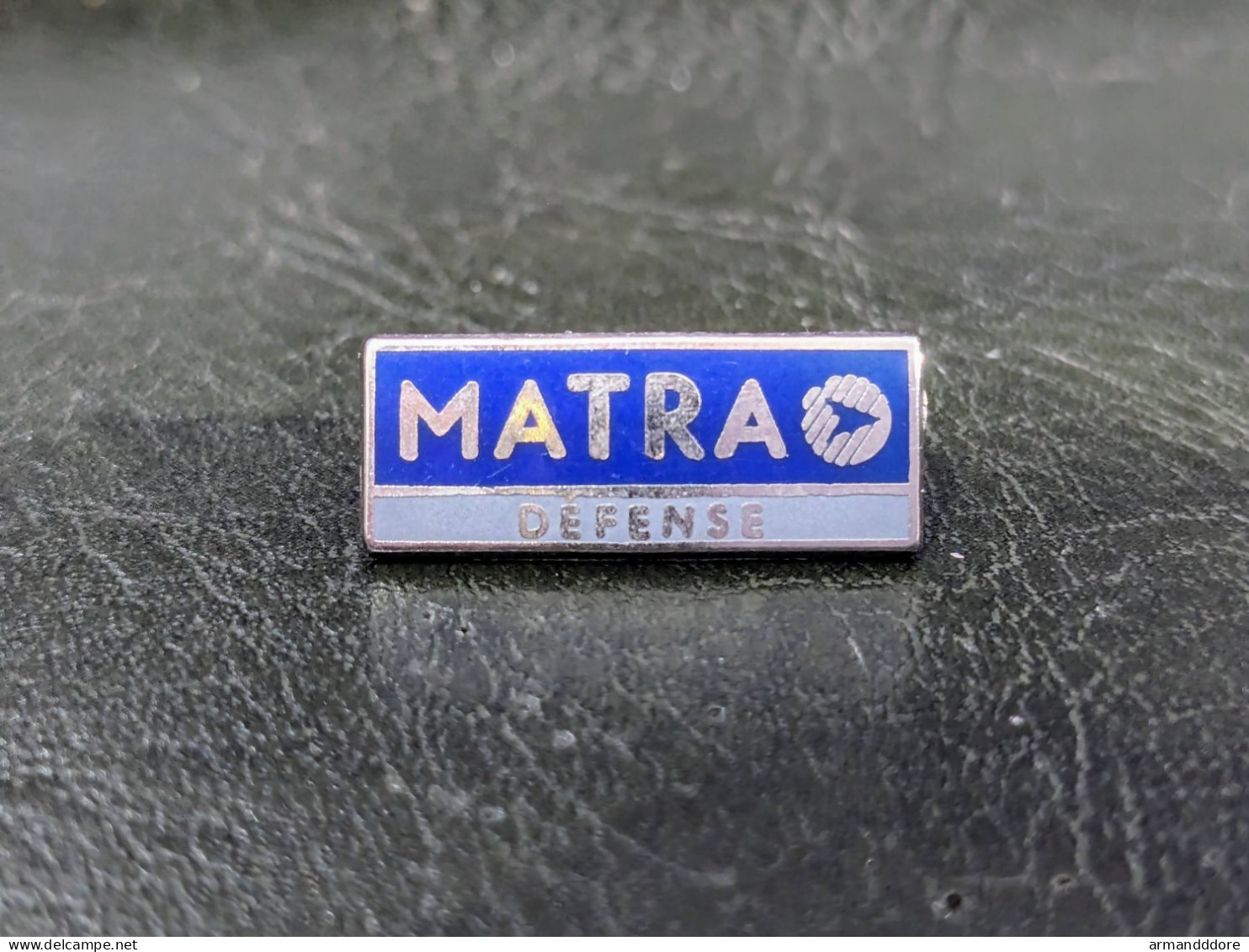 G Pin's Badge Matra Defense Militaire Missile Mistral Durandal Moynet Jupiter - Militair & Leger