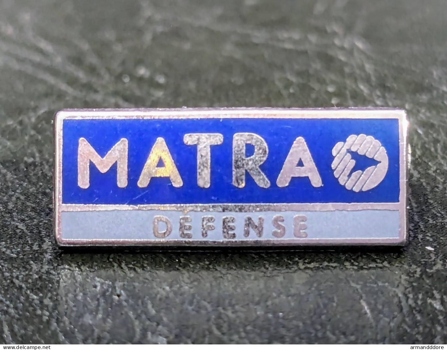 G Pin's Badge Matra Defense Militaire Missile Mistral Durandal Moynet Jupiter - Armee