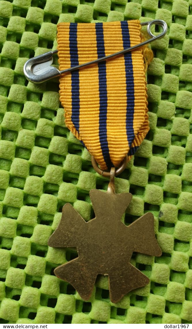 Medaile   :  Brons Avondvierdaagse N.W.B, Nijmegen  -  Original Foto  !!  Medallion  Dutch - Other & Unclassified