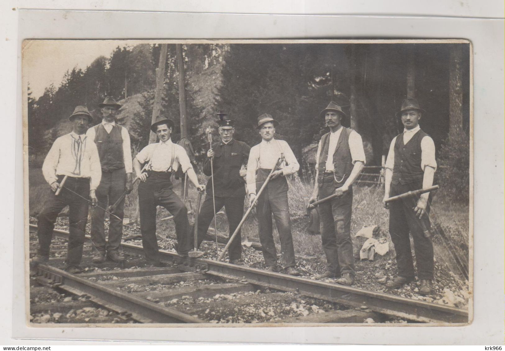 AUSTRIA RAILWAY Workers Nice Postcard - Equipment