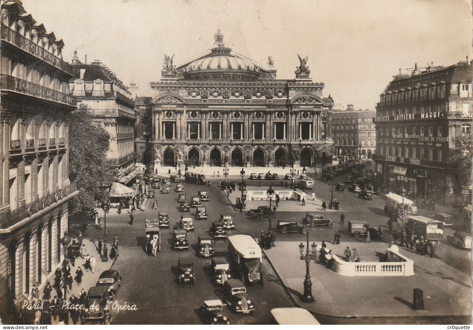 # 75000 PARIS / OPERA GARNIER de 1910 à 1950 en 12 CARTES POSTALES