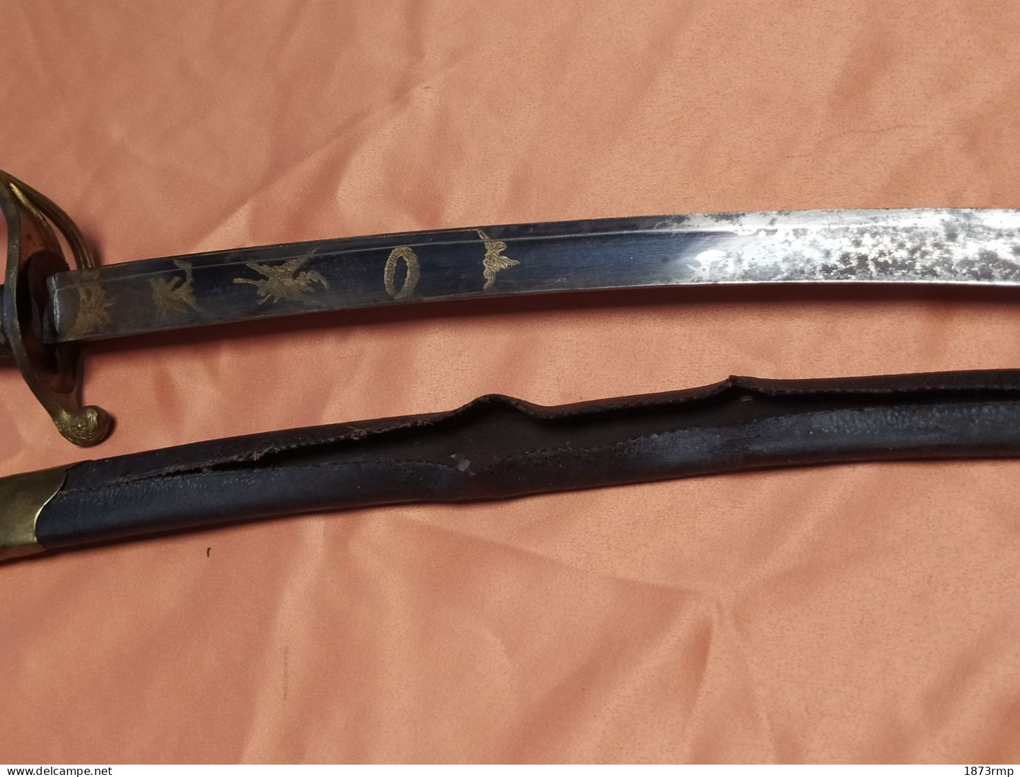 SABRE D'OFFICIER MOD 1821, LAME GRAVEE ET BLEUIE, K & S, A RESTAURER