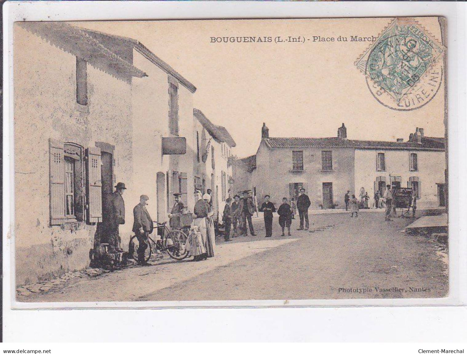 BOURGUENAIS: Place Du Marché - Très Bon état - Bouguenais