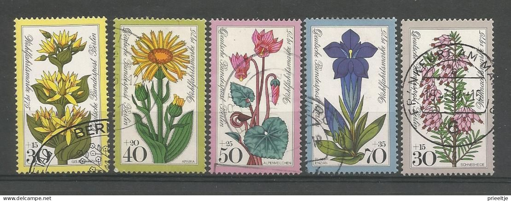 Berlin 1975 Flowers Y.T. 474/477+479 (0) - Used Stamps