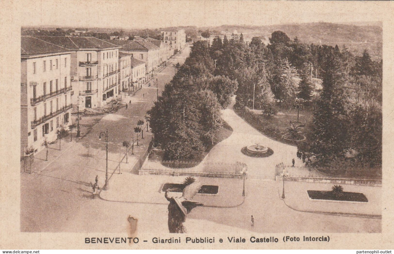 Cartolina - Postcard /   Viaggiata /  Benevento - Giardini Pubblici E Viale Castello. - Benevento