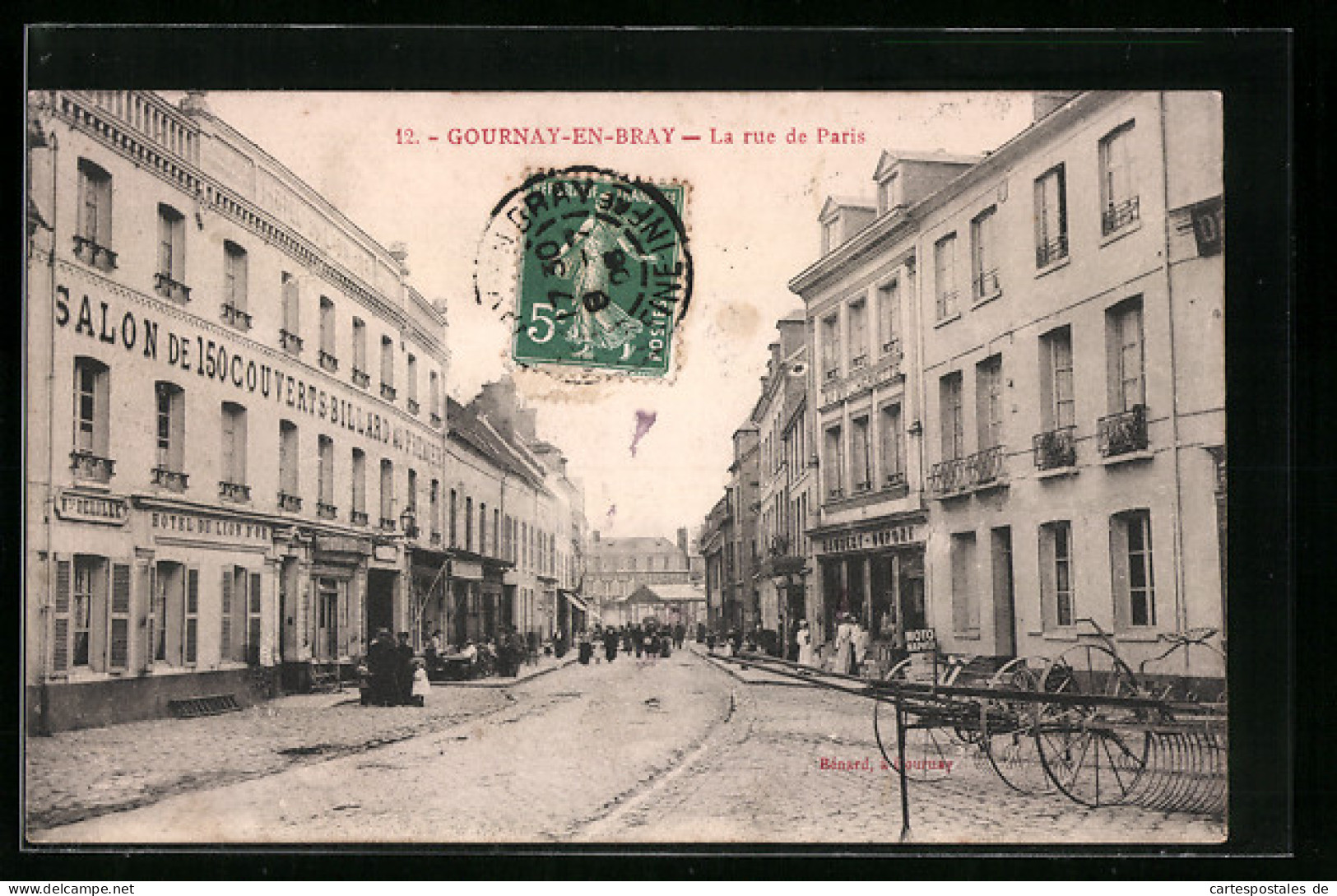 CPA Gournay-en-Bray, La Rue De Paris  - Gournay-en-Bray