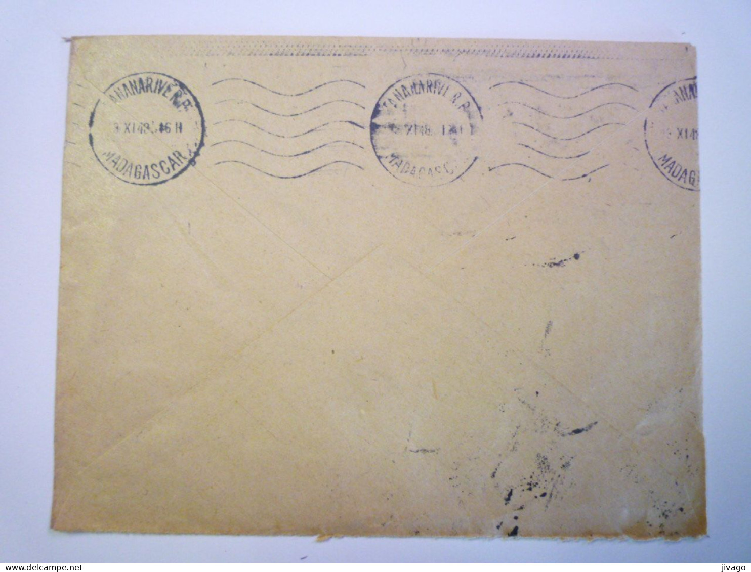 2024 - 1437  Enveloppe Au Départ De TANANARIVE  à Destination De PARIS  1946  XXX - Covers & Documents