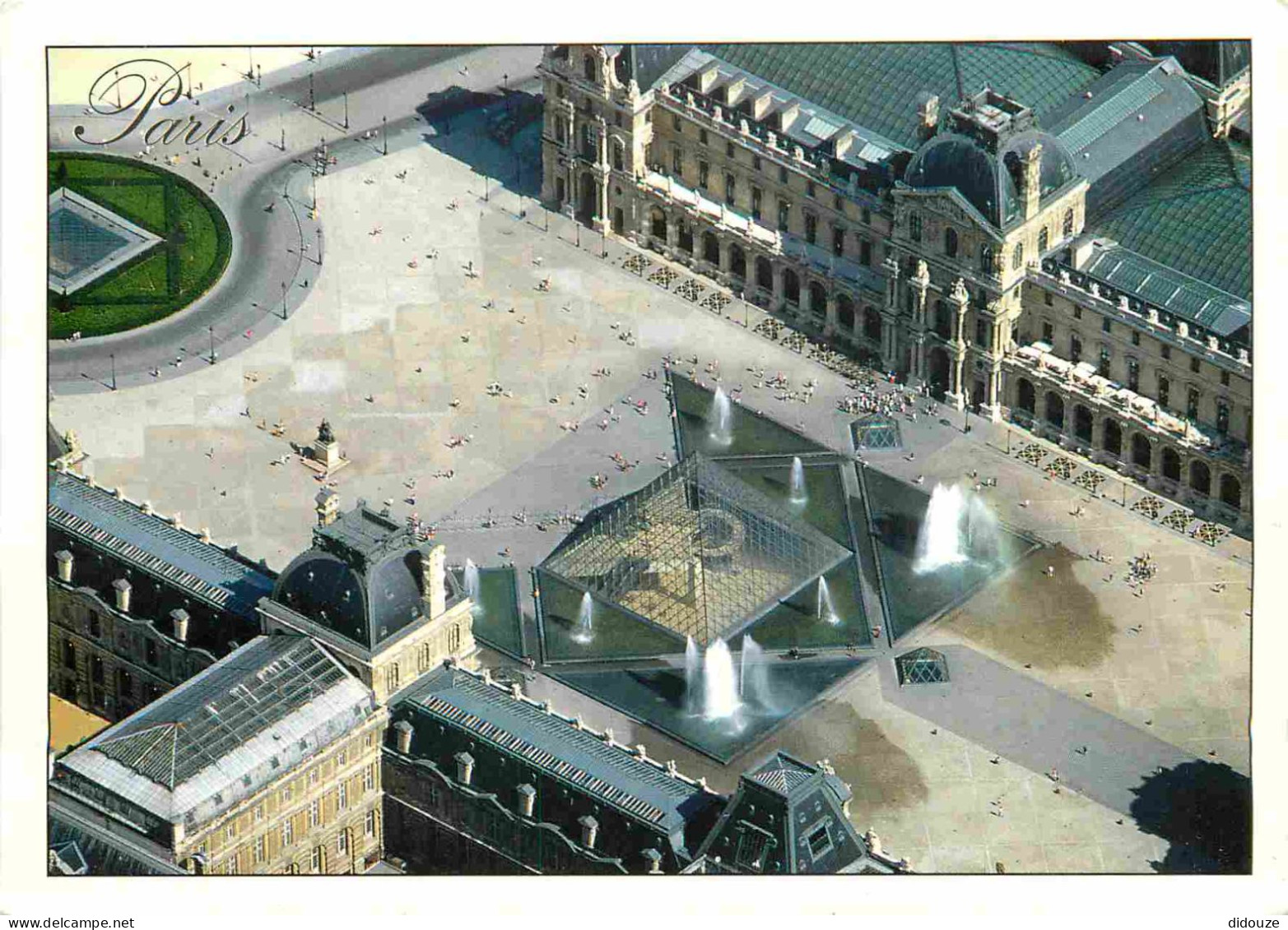 75 - Paris - Musée Du Louvre - Vue Aérienne - La Pyramide - CPM - Voir Scans Recto-Verso - Louvre