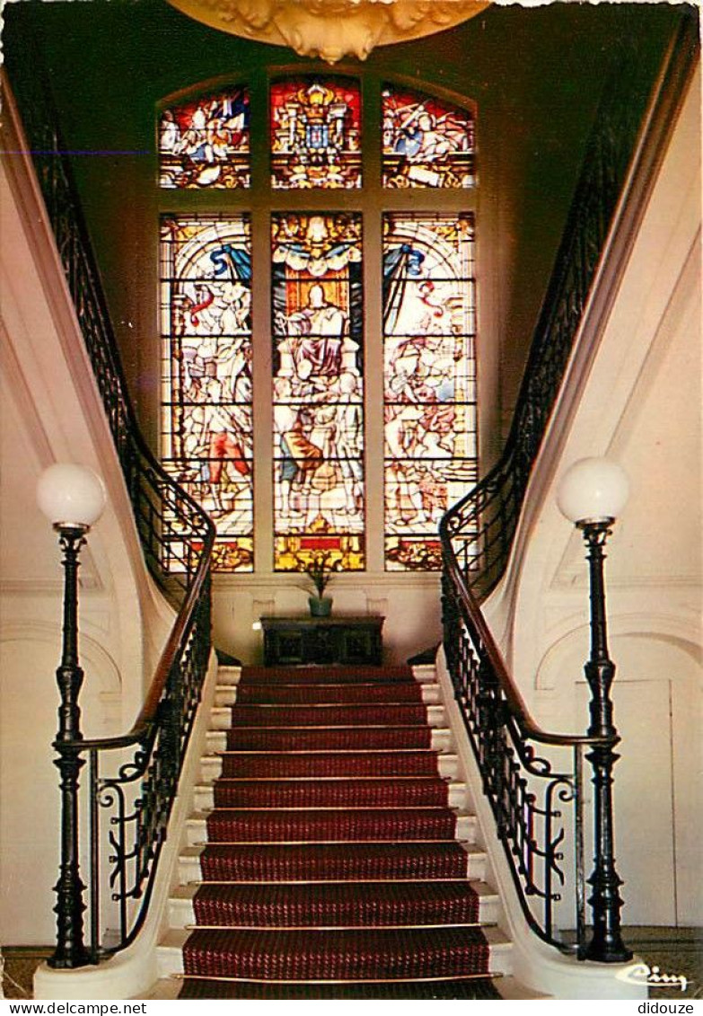 80 - Doullens - Intérieur De La Mairie - CPM - Voir Scans Recto-Verso - Doullens