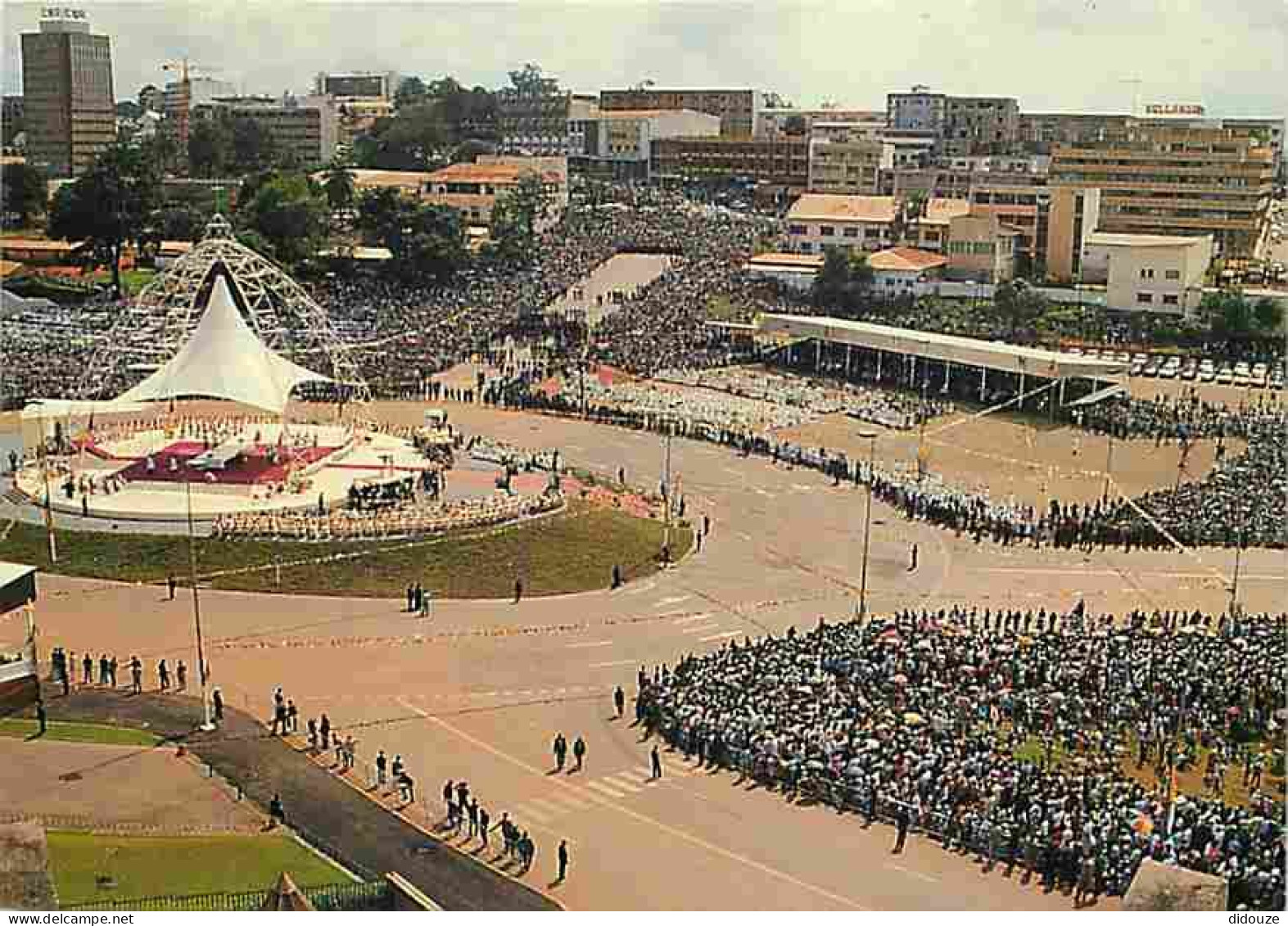 Cameroun - Yaoundé - Visite Du Pape - CPM - Voir Scans Recto-Verso - Kameroen