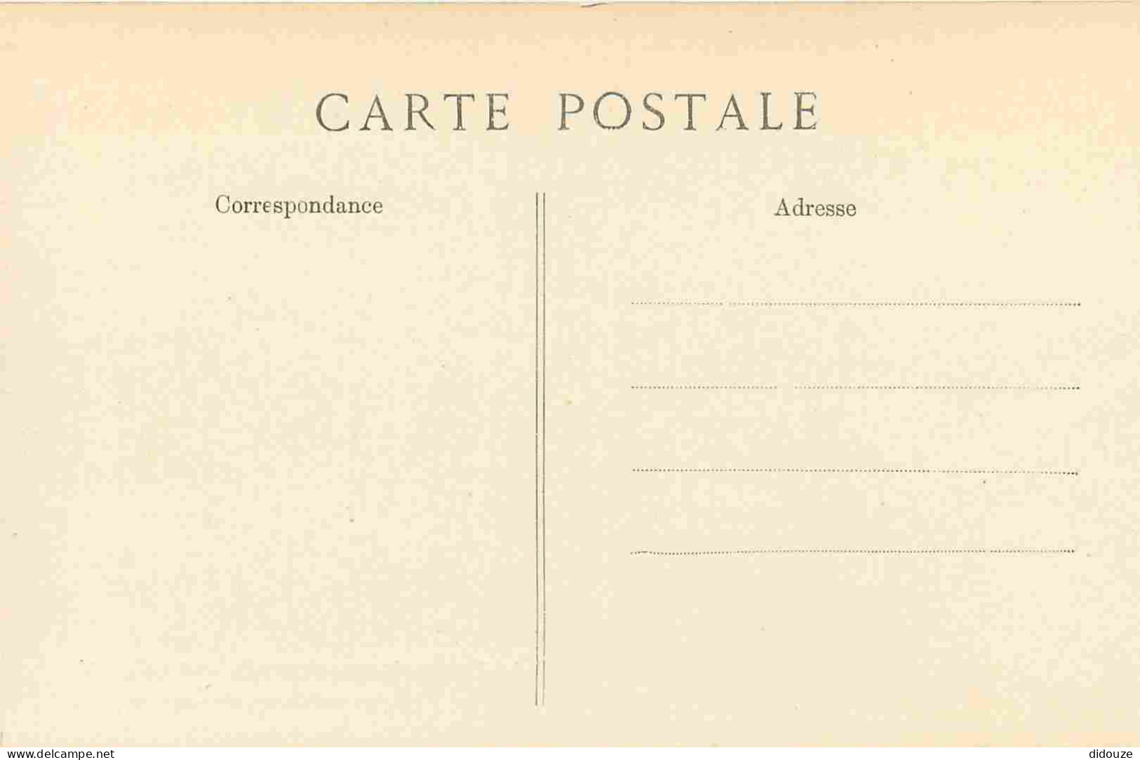 75 - Paris - Musée De Cluny - Galerie Des Faïences - CPA - Etat Carte Provenant D'un Carnet - Voir Scans Recto-Verso - Musea