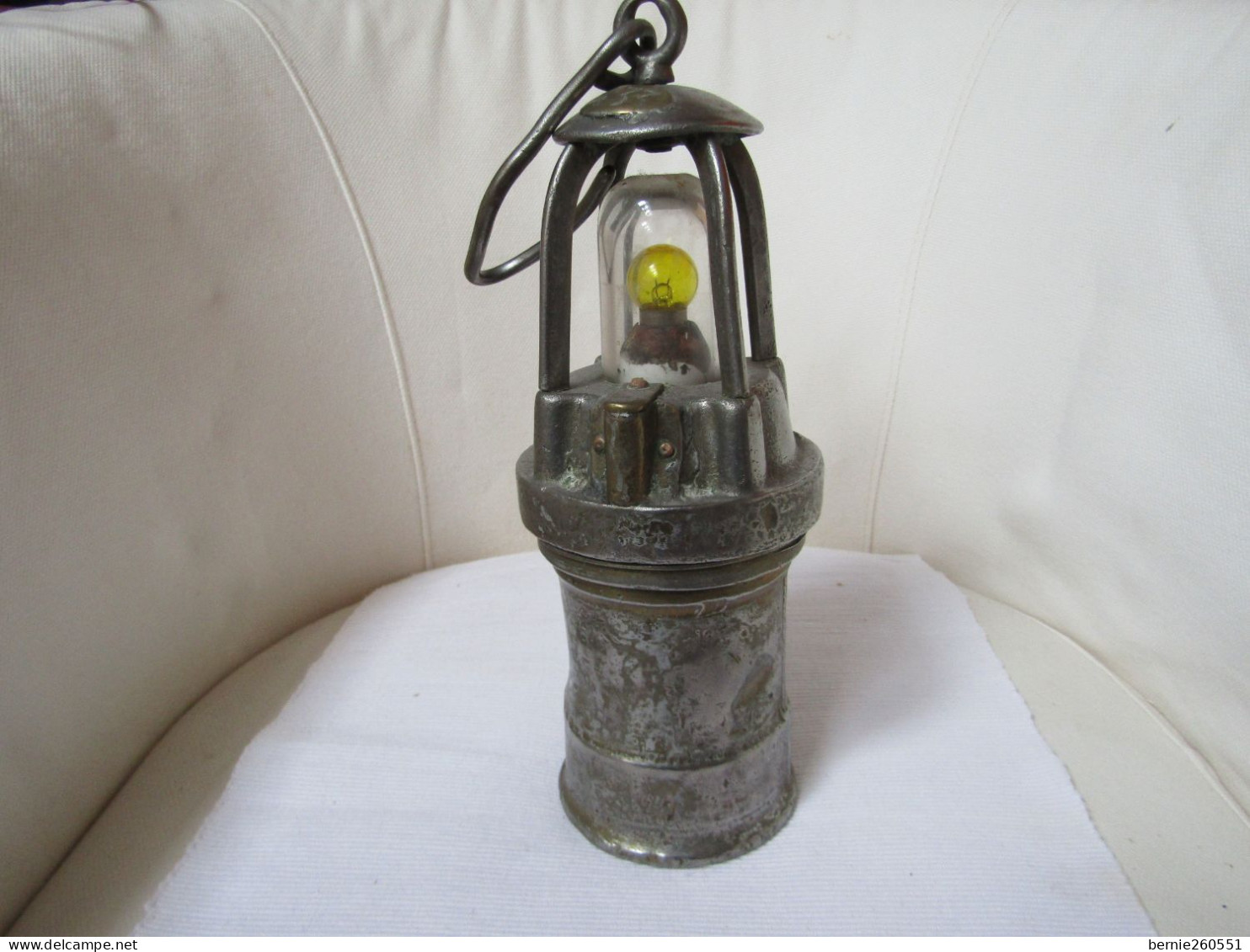 Ancienne Lampe De Mineur Ogival, Type Arras électrique - Herramientas Antiguas