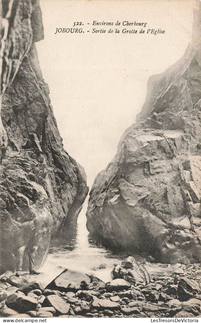 FRANCE - Environs De Cherbourg - Jobourg - Vue Sur La Sortie De La Grotte De L'Eglise - La Mer - Carte Postale Ancienne - Cherbourg