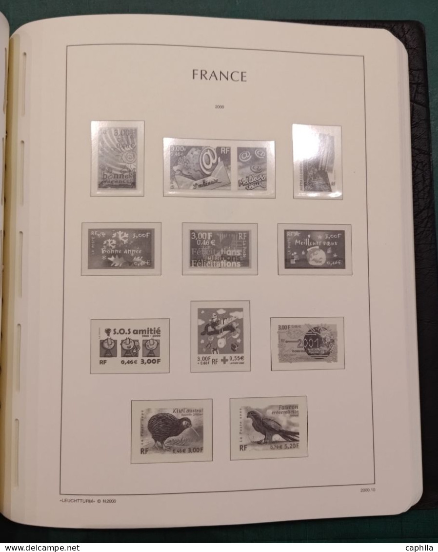 - RELIURE LEUCHTTURM, avec barre rotative + pages d'albums avec pochettes de France 1993/2002, noir (port en sup)