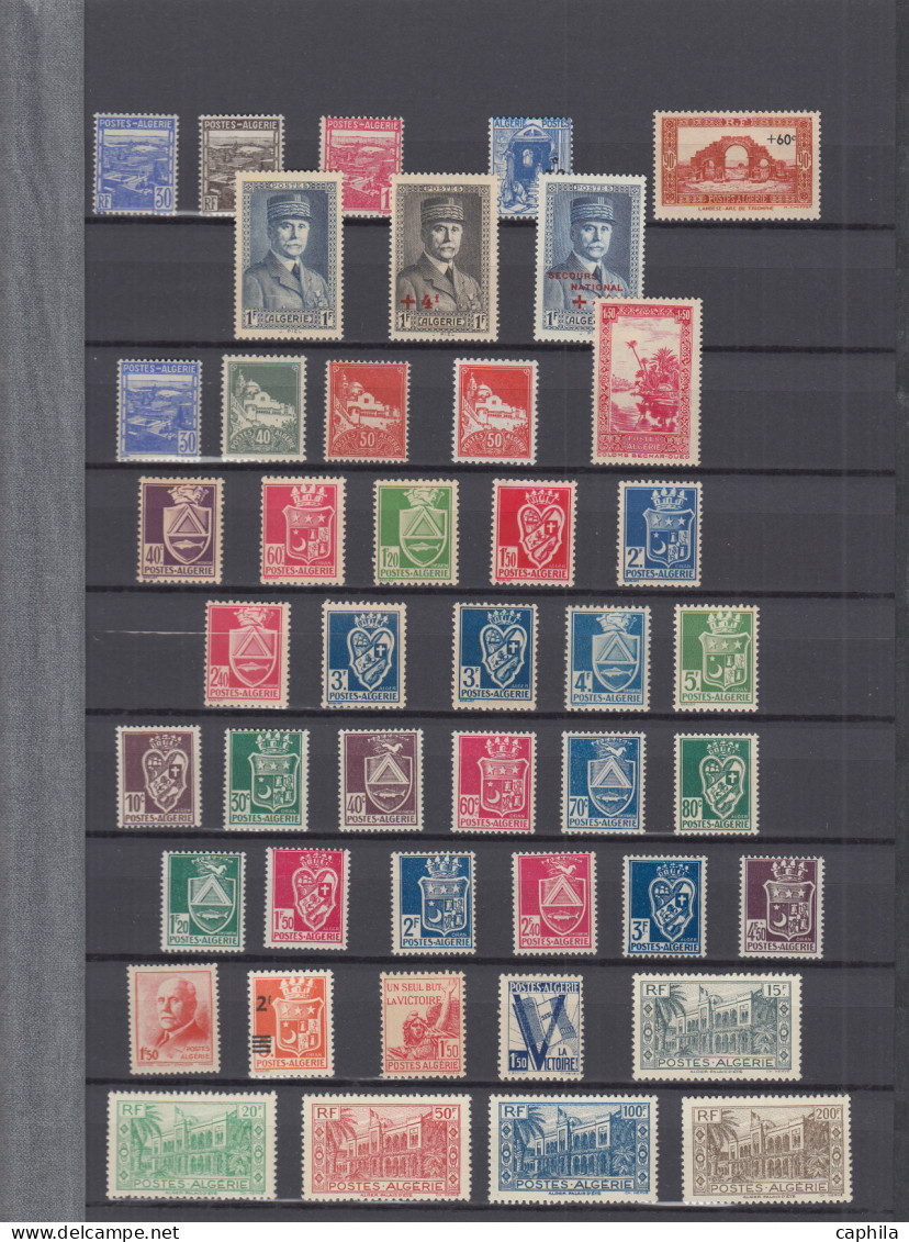 - ALGÉRIE, 1924/2004, XX, N°1/1374 (sauf 137A) + PA 1/24 + BF 1A/9 + Préo 1/23 + Taxe 1A/73, An Album - Cote : 5400 € - Collections, Lots & Séries