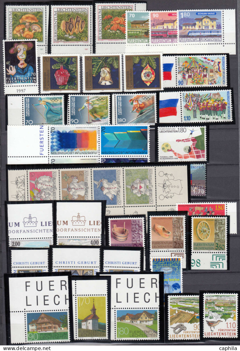 - LIECHTENSTEIN, 1965/2007, XX, quasi complet n° 397/1391 + BF 10/9 + S 57/69, en album - Cote : 2160 €