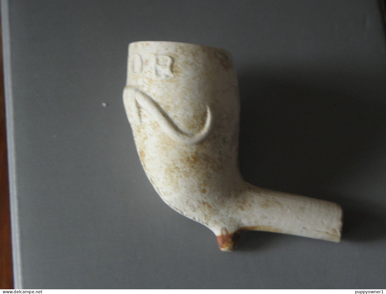 Antique Pipe En Terre Cuite RAOB Buffles - Porzellanpfeifen