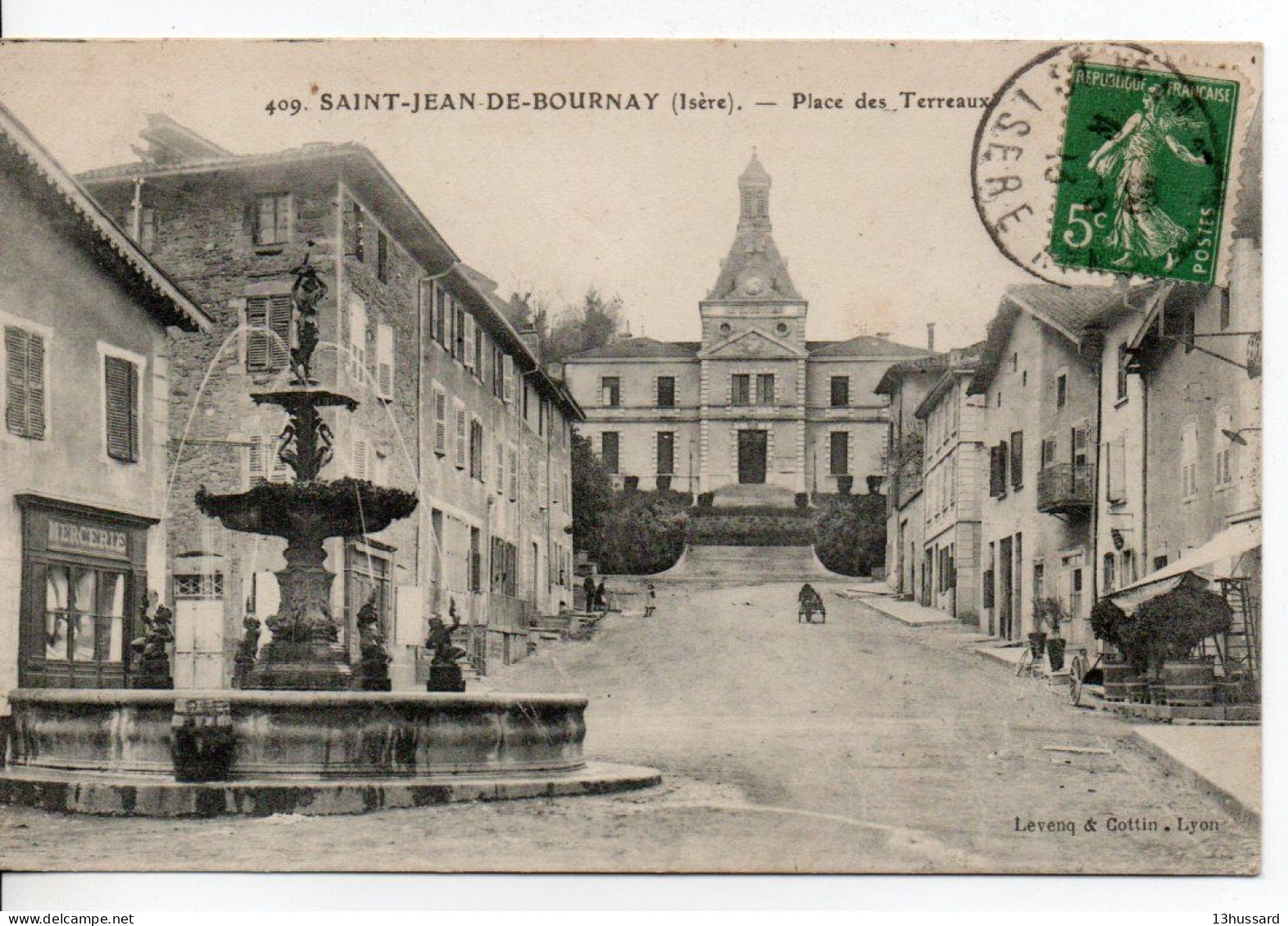 Carte Postale Ancienne Saint Jean De Bournay - Place Des Terreaux - Saint-Jean-de-Bournay