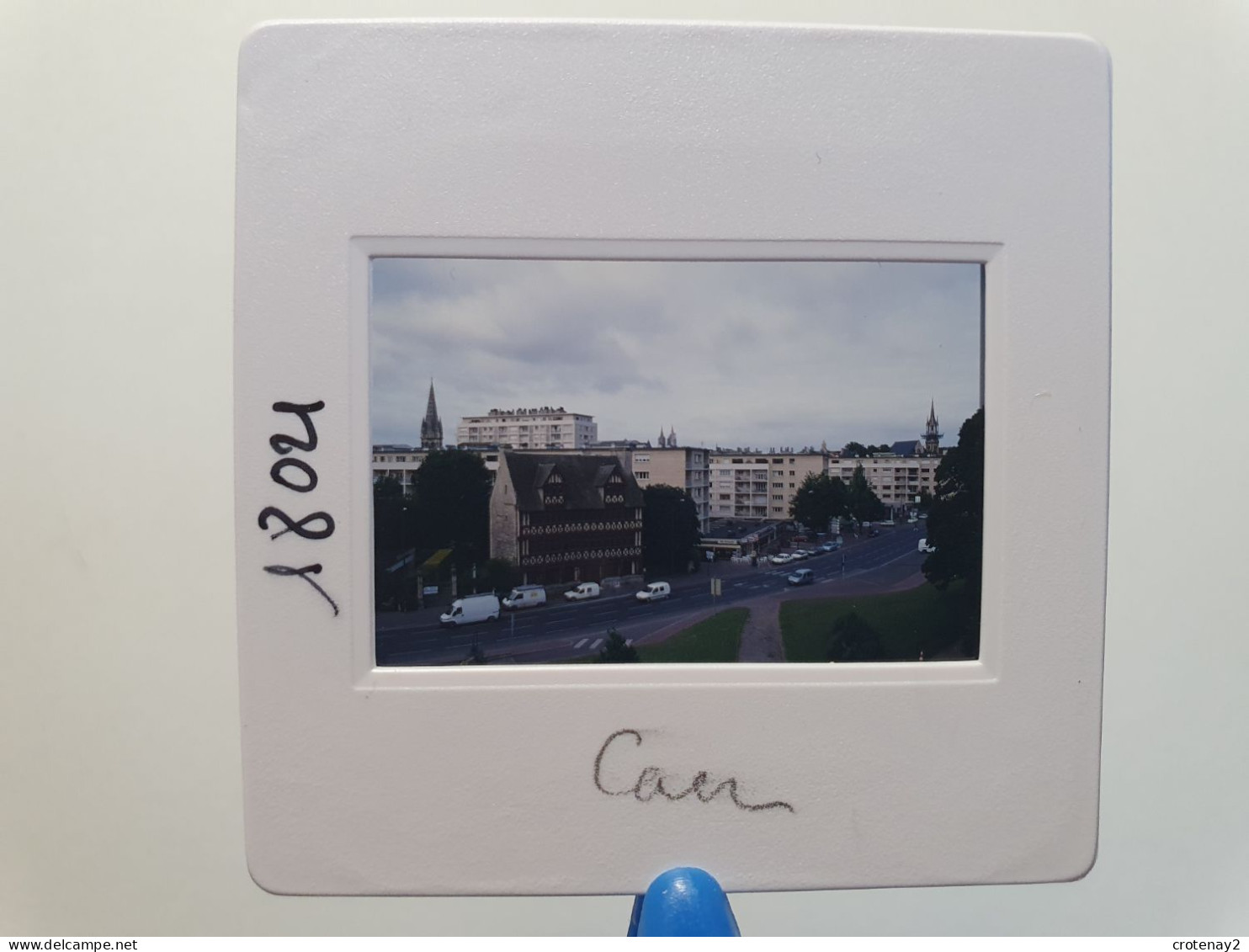 Photo Diapo Diapositive Slide Originale 14 CAEN Le 15/06/2001 VOIR ZOOM - Diapositives