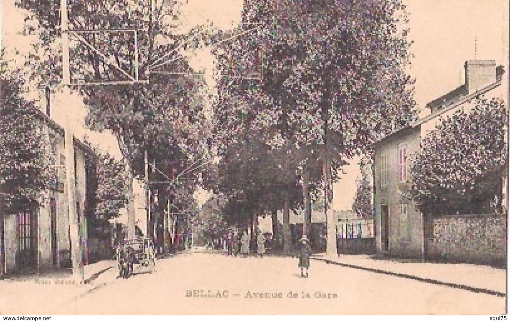 BELLAC    Avenue De La Gare  (animée) - Bellac