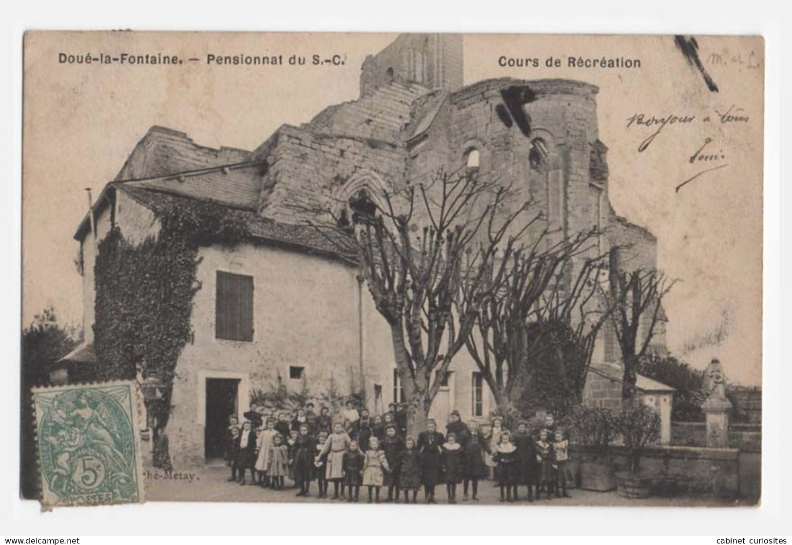 DOUÉ LA FONTAINE [49] Maine Et Loire - Pensionnat Du Sacré Coeur Cours De Récréation - Institutrices Et élèves - Animée - Doue La Fontaine