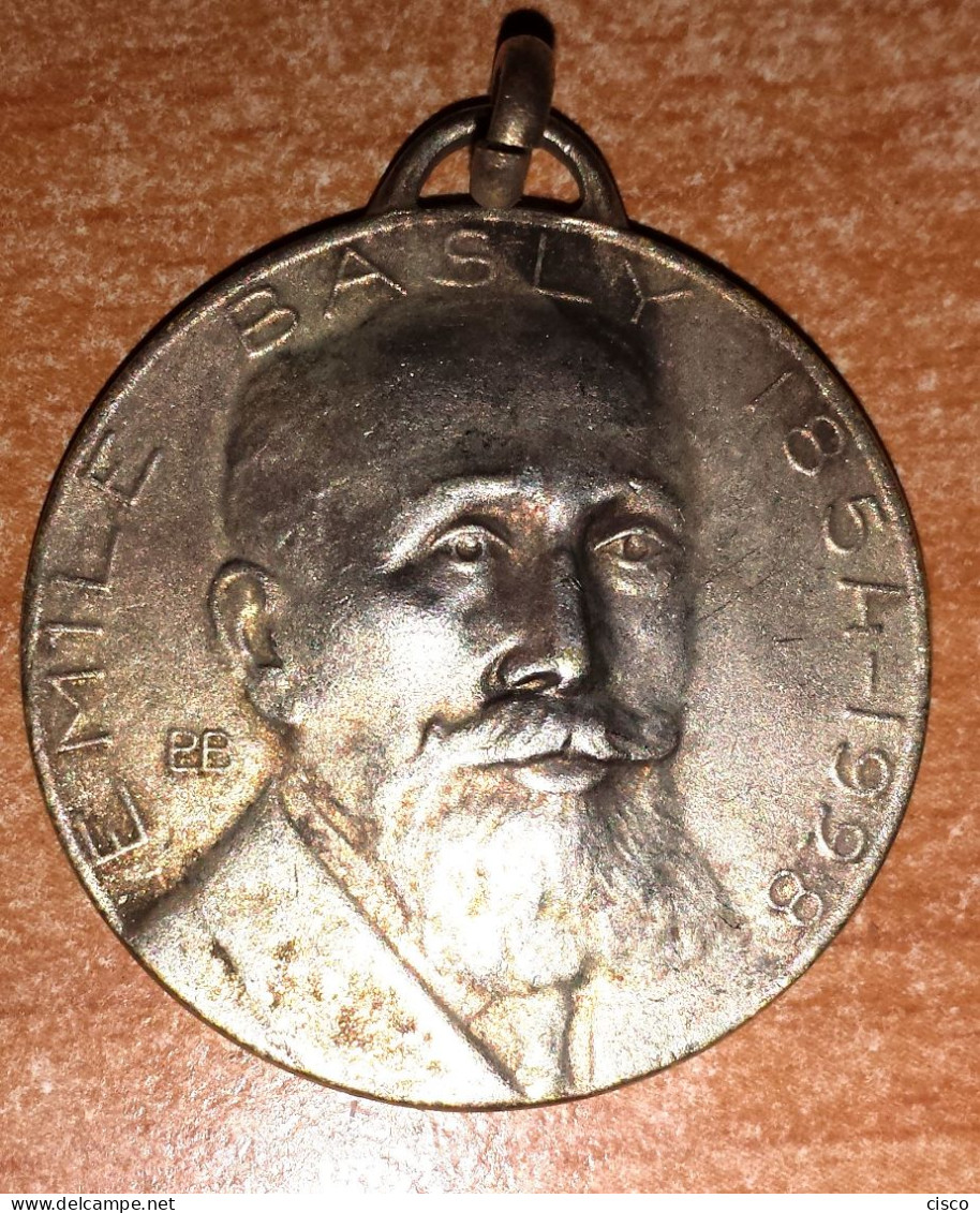 Médaille Du Syndicat Des Mineurs Du Pas-de-Calais à Emile BASLY (1854 - 1928) - Monarchia / Nobiltà