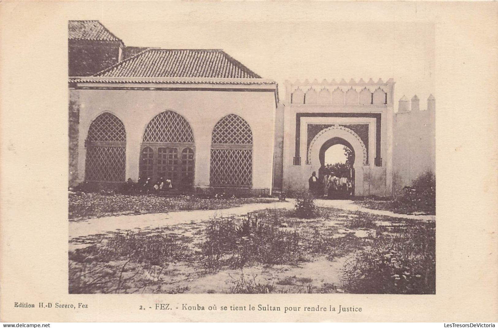 MAROC - Fez - Kouba Où Se Tienne Le Sultan Pour Rendre La Justice - Vue Face à L'entrée - Animé- Carte Postale Ancienne - Fez (Fès)