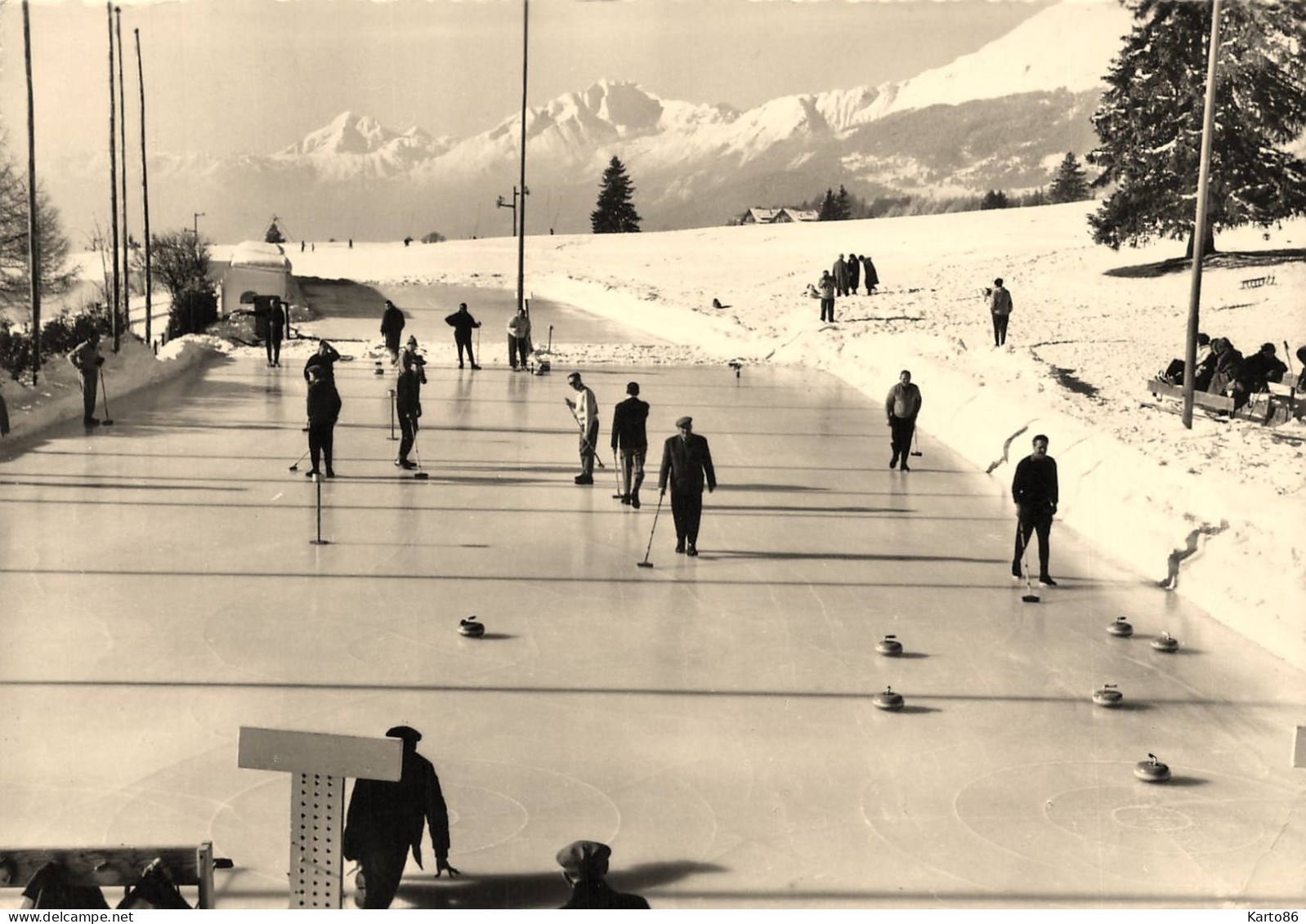 Crans Sur Sierre , Montana , Valais * Le Curling * Sports D'hiver * Suisse Schweiz - Crans-Montana