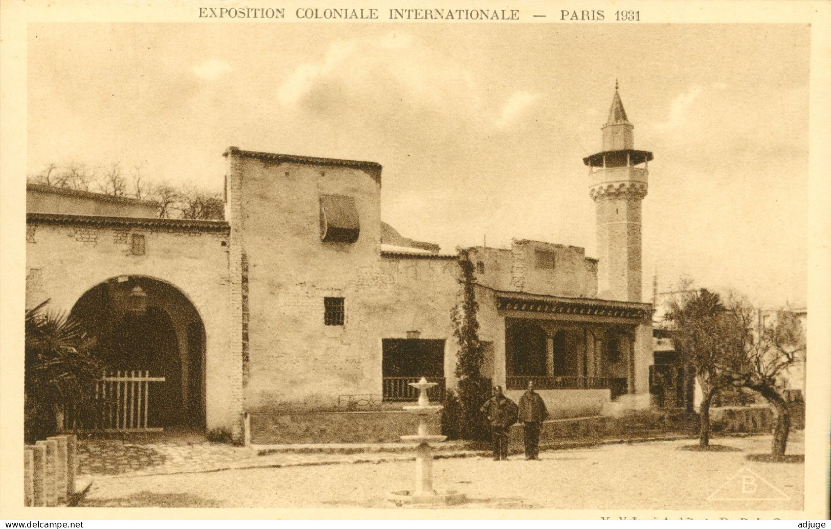 CPA-PARIS- Exposition Coloniale 1931* TUNISIE- Place Publique Du Café Maure- Edit. BRAUN N°173* - Expositions