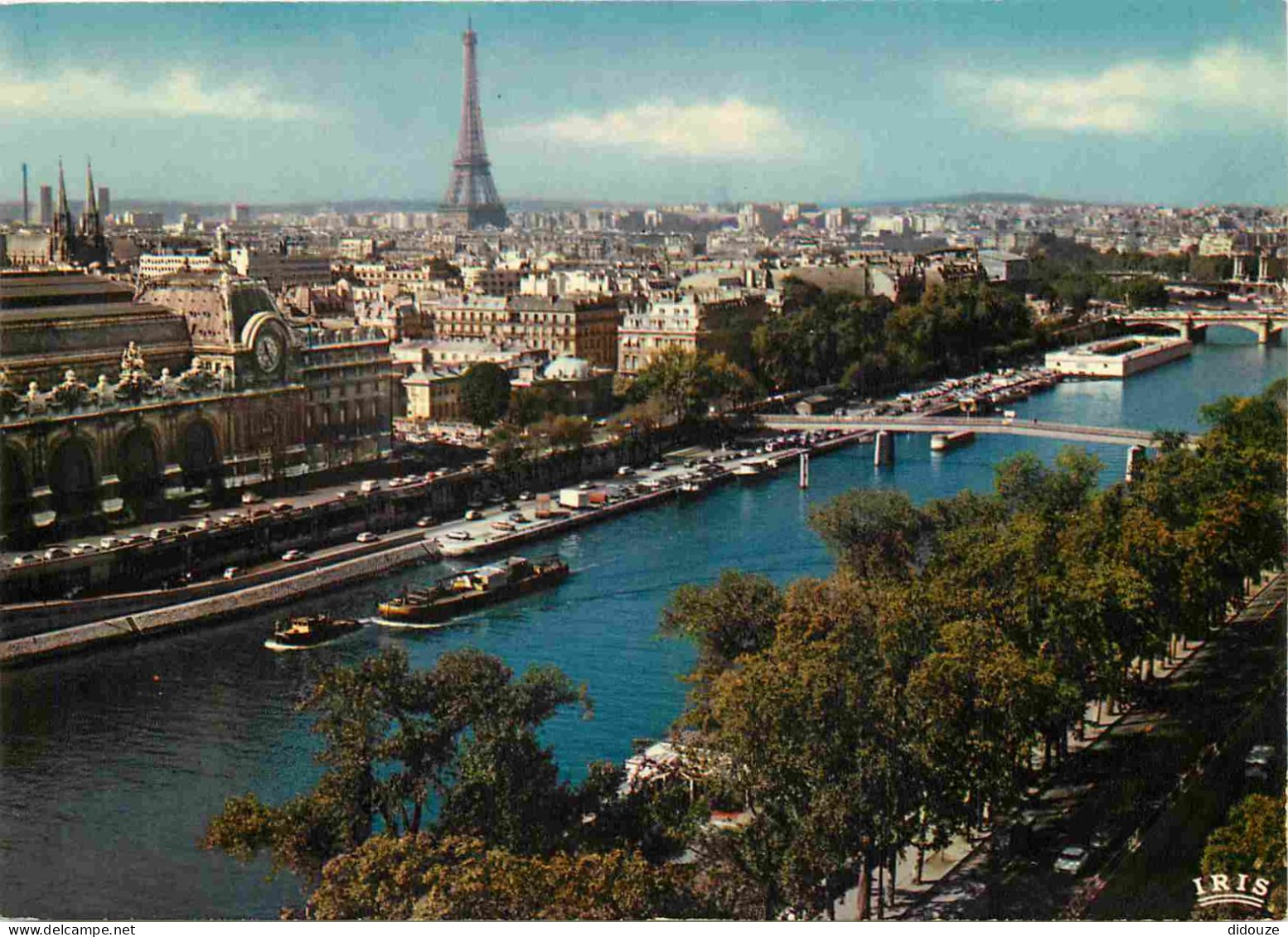 75 - Paris - La Seine Et Ses Bords - Perspective Sur La Seine Et La Tour Eiffel - CPM - Voir Scans Recto-Verso - La Seine Et Ses Bords